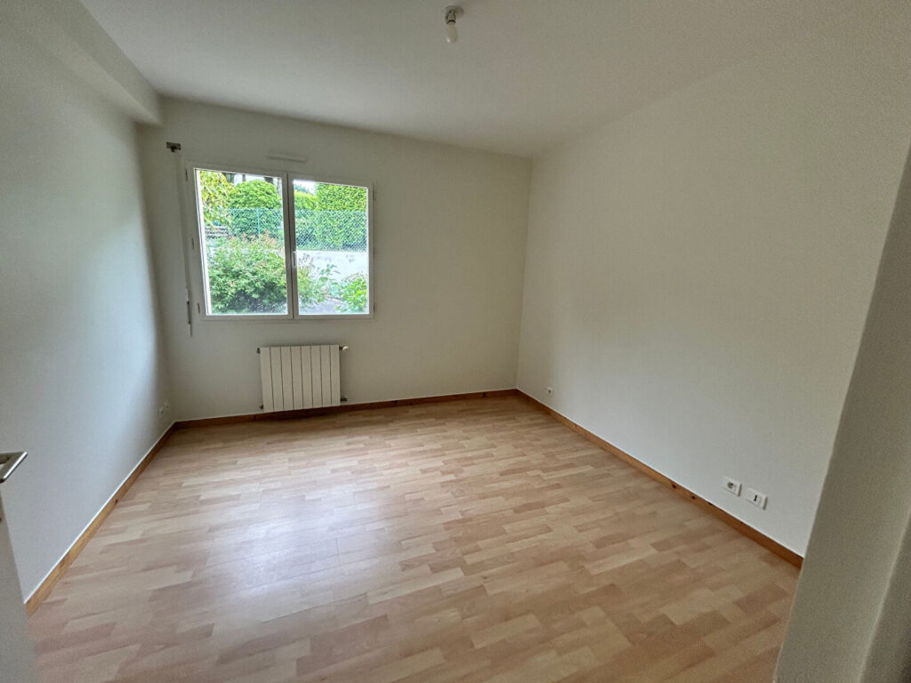 60647460e